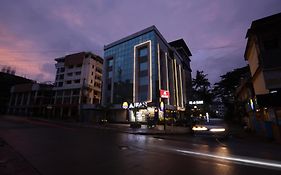 Royal Plaza Suites By Rak Rooms, Mangaluru